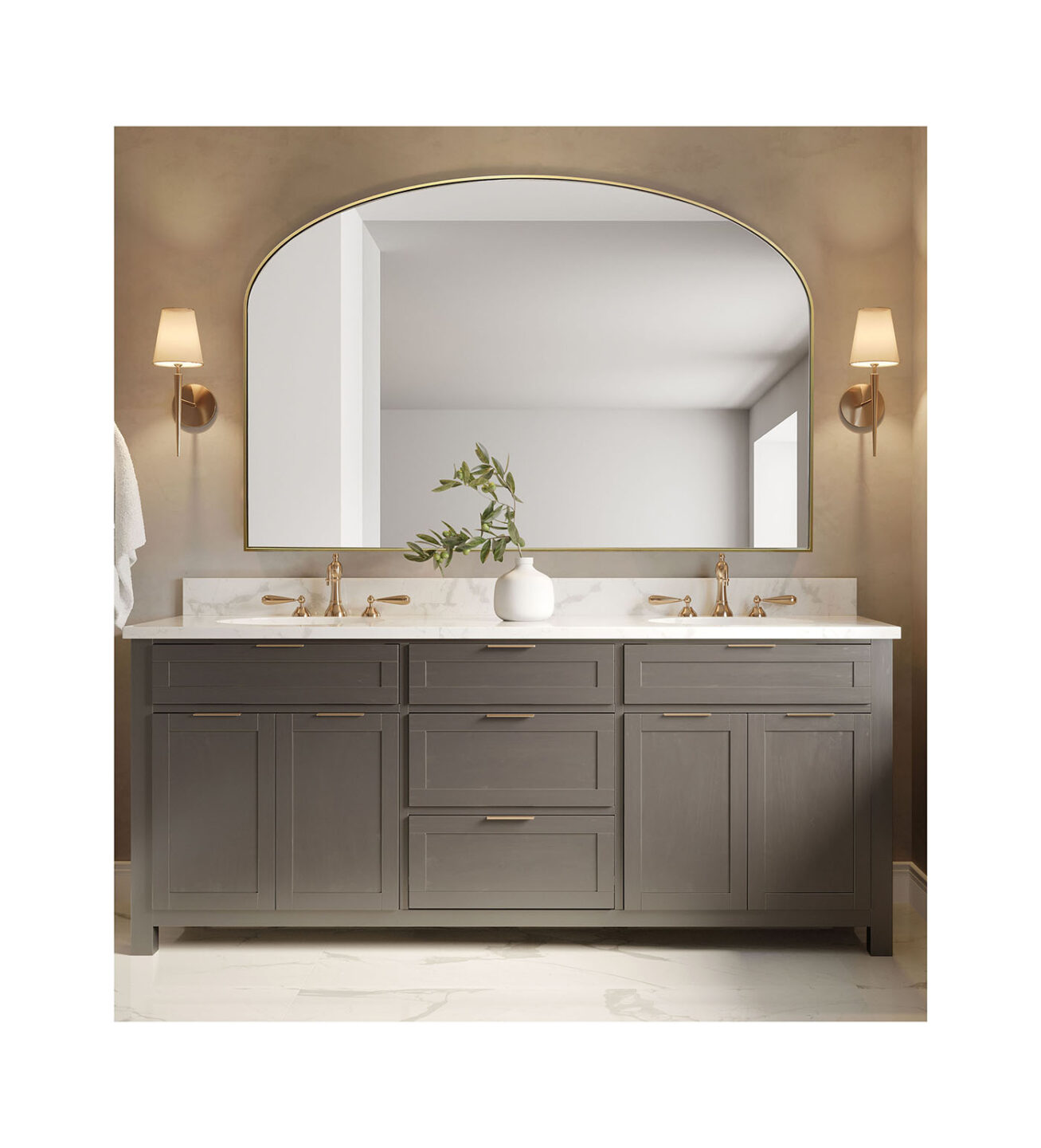 lustro z łukiem w stylu vintage w złotej ramie