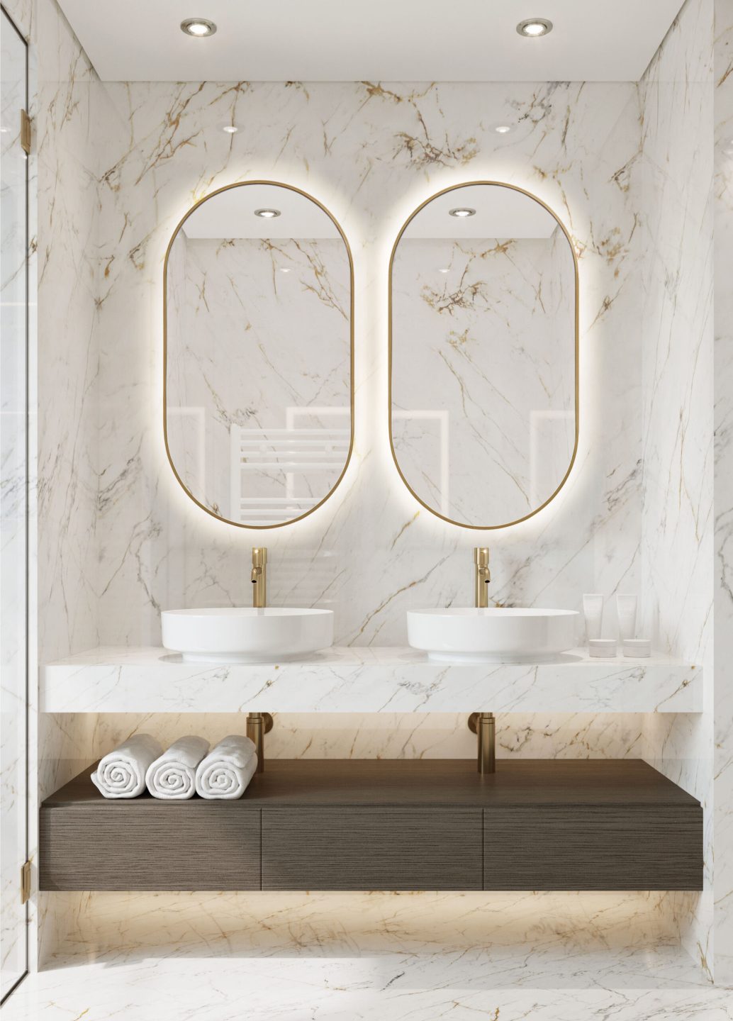 LUSTRO OWALNE W ZŁOTEJ RAMIE PODŚWIETLANE - DO ŁAZIENKI