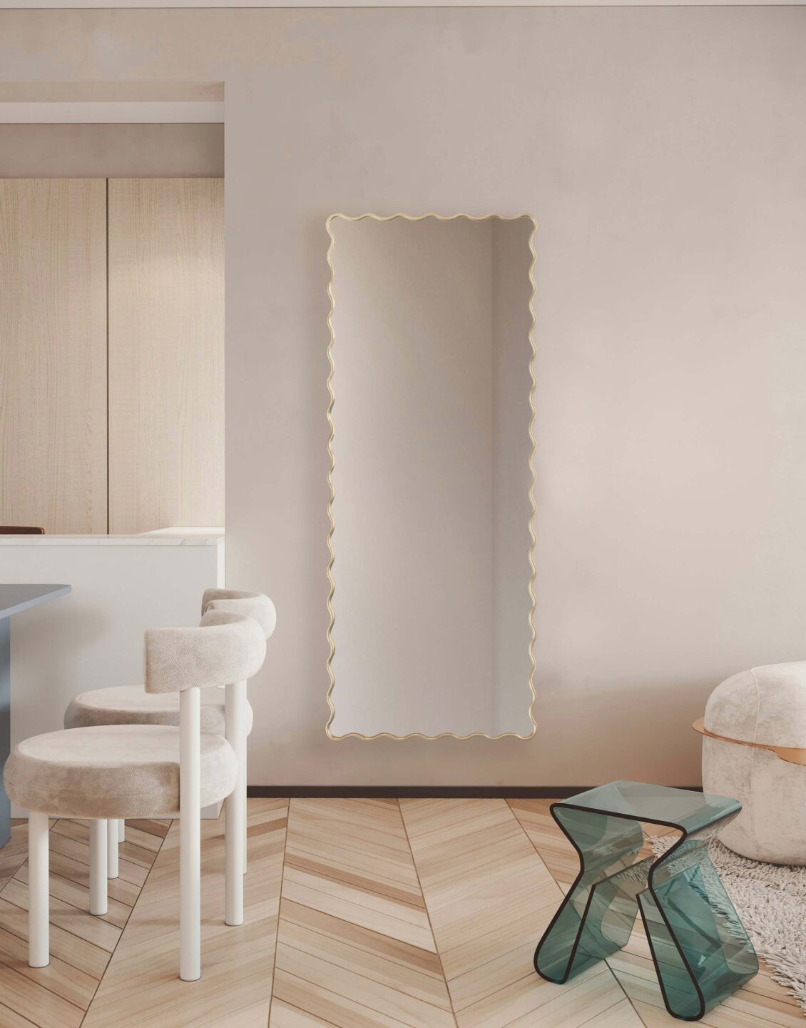 zlote lustro biscuit w jasnym salonie